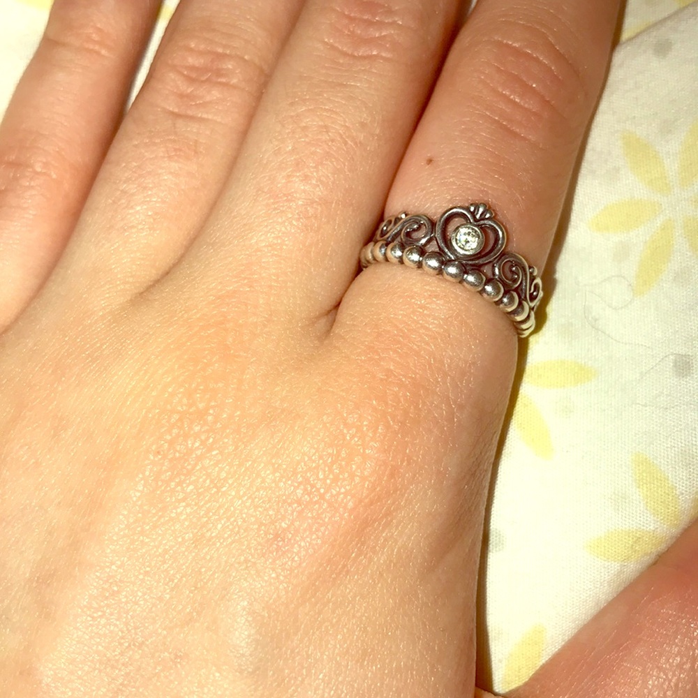 Pandora Ring
